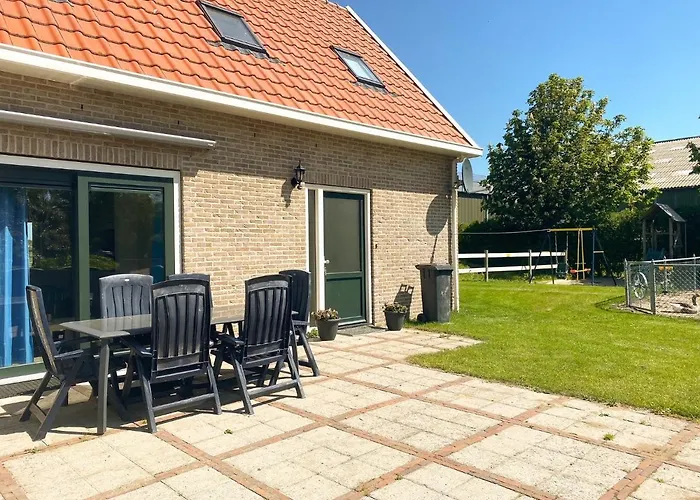 Landelijk Gelegen Vakantiehuis Torenzicht Ok38